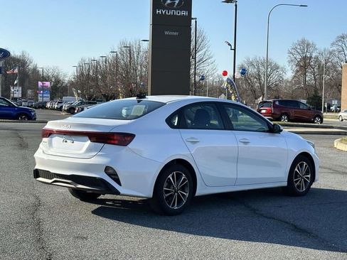 Used 2024 Kia Forte LXS image 5