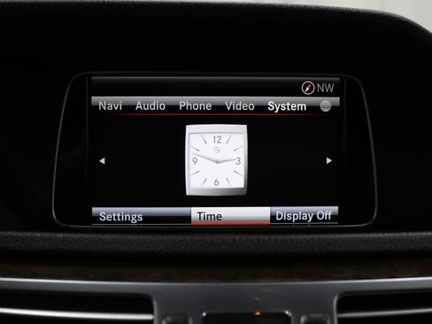 Used 2015 Mercedes-Benz E 350 4MATIC Sedan image 16