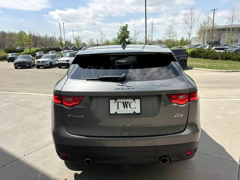 Used 2019 Jaguar F-PACE R-Sport AWD/4WD image 6