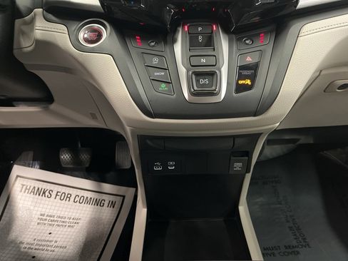 Used 2025 Honda Odyssey EX-L image 23
