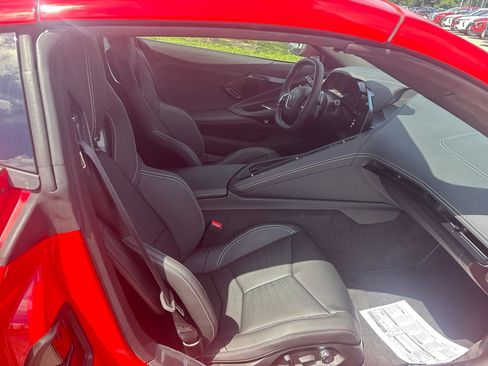 Used 2024 Chevrolet Corvette Stingray Preferred Cpe w/ Z51 Performance Package RWD image 7