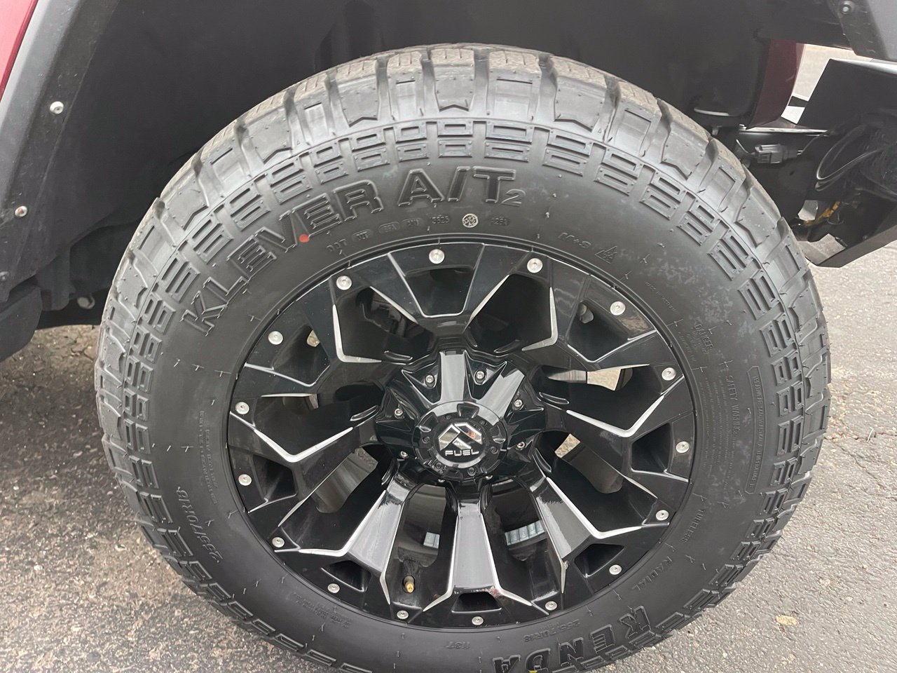 Used 2021 Jeep Wrangler Unlimited Sahara AWD/4WD image 4