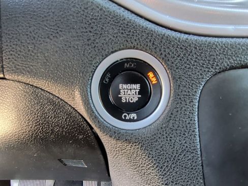 Used 2023 Dodge Charger SXT image 23