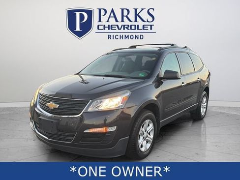 Used 2016 Chevrolet Traverse LS FWD image 3