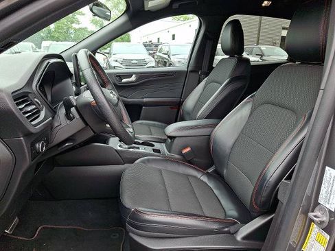 Certified 2023 Ford Escape ST-Line w/ Tech Pack #1 AWD/4WD image 15