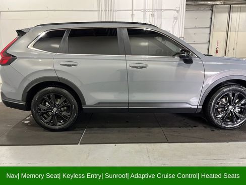 Used 2025 Honda CR-V Sport Touring image 10