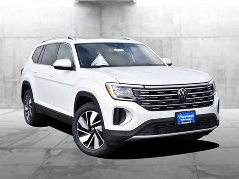 New 2026 Volkswagen Atlas SEL image 2