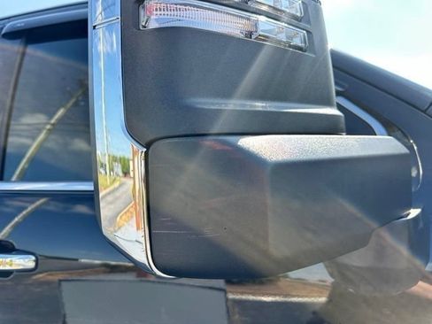 Used 2025 GMC Sierra 2500 Denali w/ Denali Reserve Package AWD/4WD image 10
