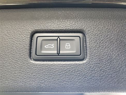 Used 2023 Audi Q7 3.0T Premium Plus image 9