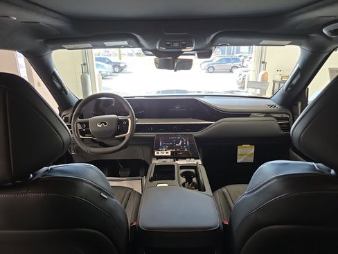 New 2026 INFINITI QX80 Autograph AWD/4WD image 31