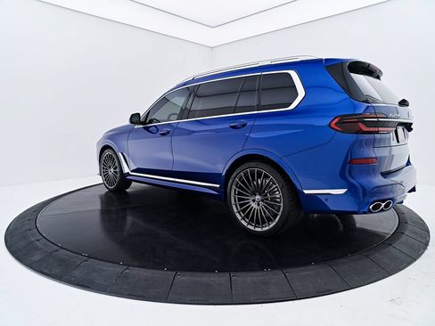 Used 2025 BMW ALPINA XB7 AWD/4WD image 11