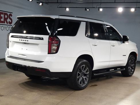 Used 2021 Chevrolet Tahoe Z71 w/ Z71 Signature Package AWD/4WD image 7