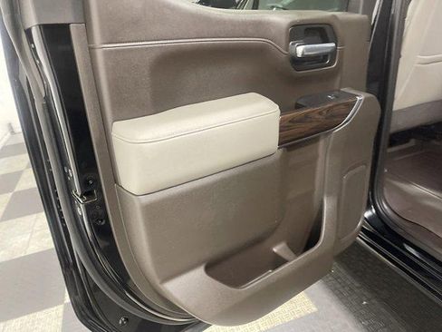 Used 2021 GMC Sierra 1500 SLT w/ SLT Convenience Package AWD/4WD image 11