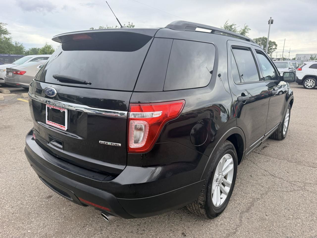 Used 2015 Ford Explorer FWD image 6