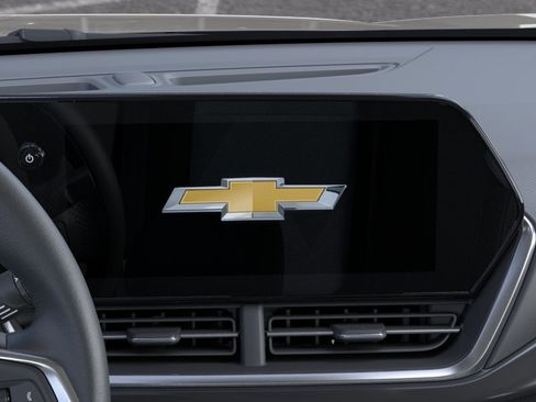 New 2026 Chevrolet Trax ACTIV w/ Sunroof Package FWD image 21