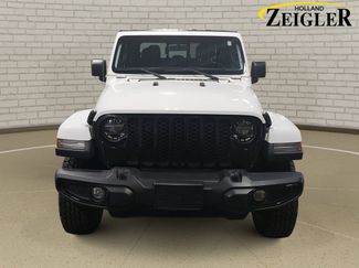 Used 2022 Jeep Gladiator Sport video 2