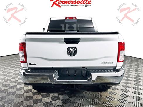 Used 2024 RAM 2500 Tradesman w/ Chrome Appearance Group image 6