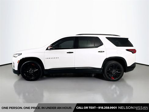 Used 2023 Chevrolet Traverse Premier w/ Redline Edition image 8