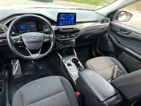 Used 2025 Ford Escape Active w/ Cold Weather Package image 27