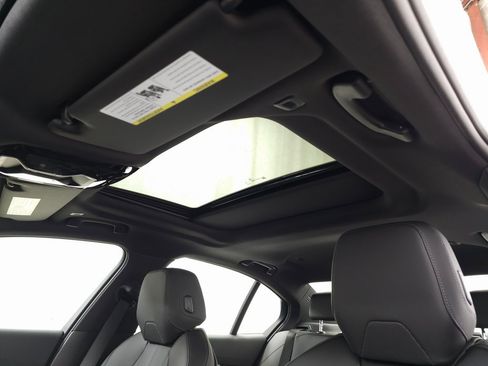 Certified 2025 BMW 530i xDrive image 14