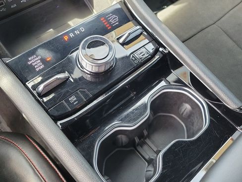 Used 2022 Jeep Grand Cherokee Trailhawk w/ Luxury Tech Group III image 16