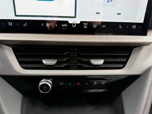 New 2026 Ford Explorer Active image 17