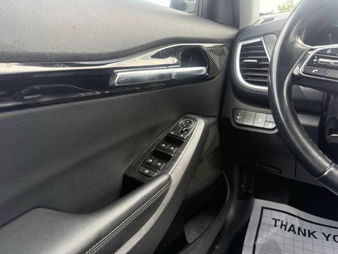 Used 2024 Kia Seltos EX FWD image 30