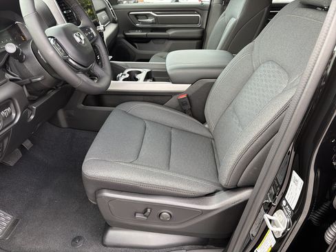 New 2026 RAM 1500 Big Horn AWD/4WD image 11