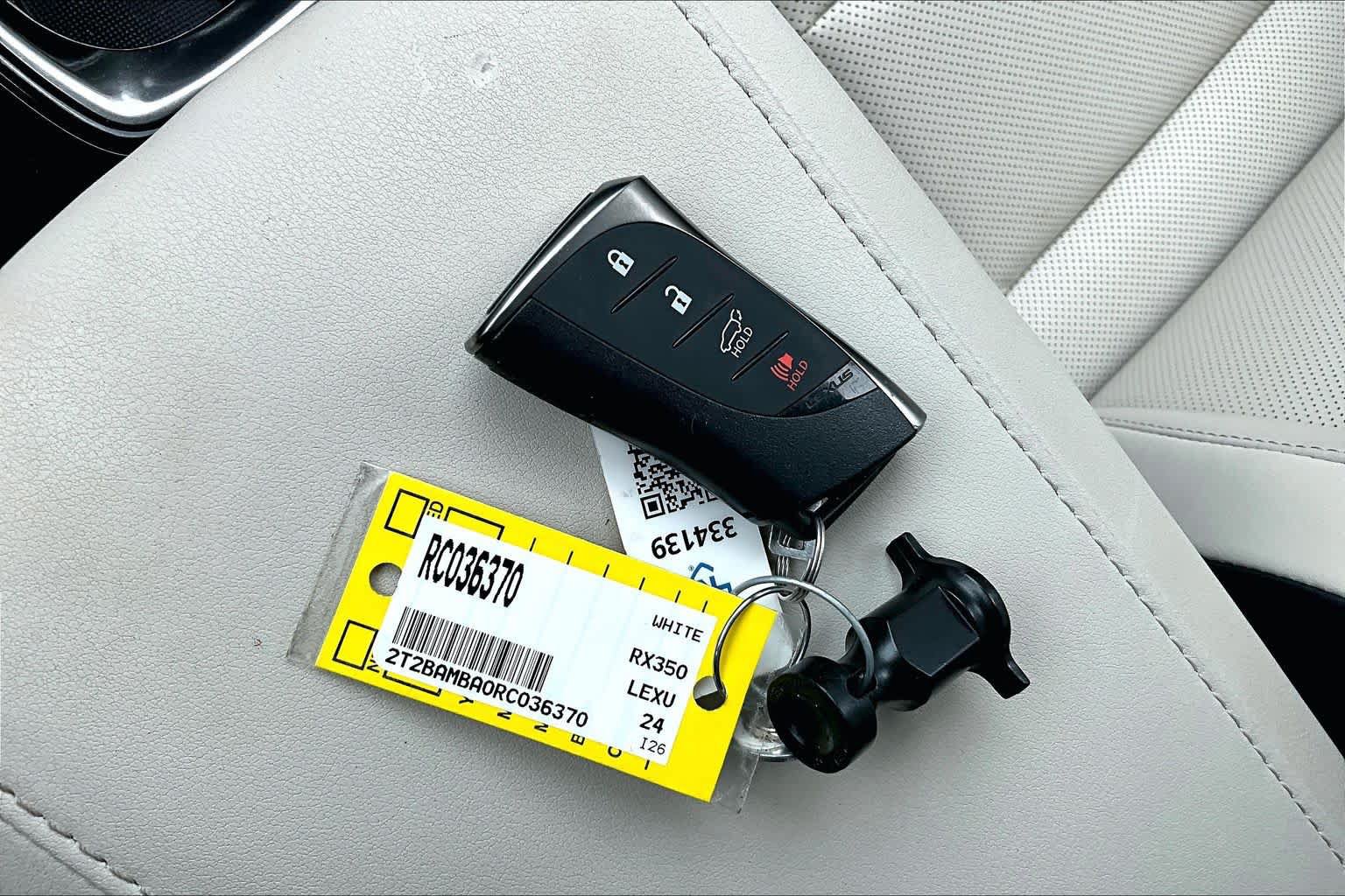 Used 2024 Lexus RX 350 FWD w/ Technology Package image 15