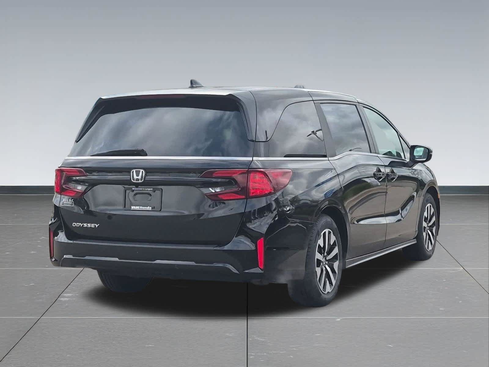 Certified 2025 Honda Odyssey EX-L image 6