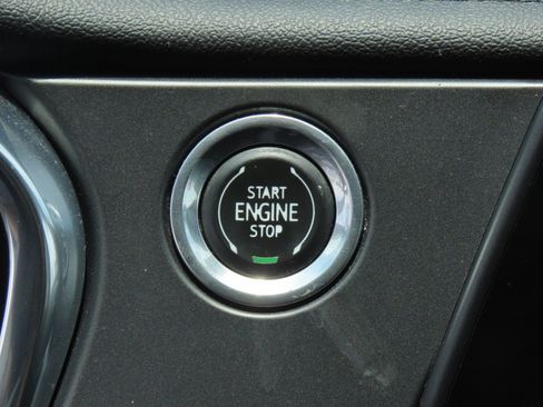 Used 2019 Chevrolet Blazer LT FWD image 27