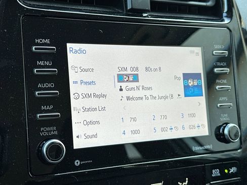 Used 2022 Toyota Prius LE image 21