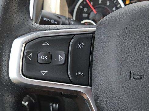 New 2026 RAM 1500 Express AWD/4WD image 18