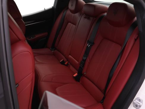 Used 2022 Maserati Ghibli Modena Q4 image 14