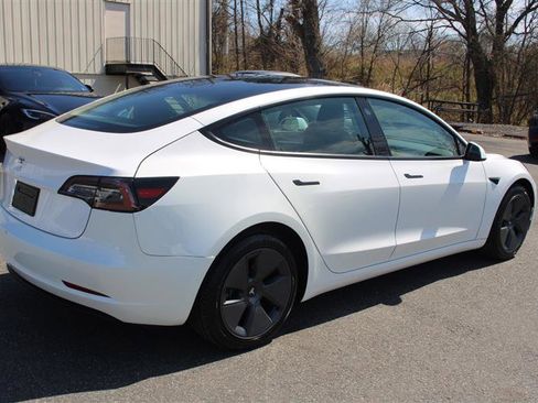 Used 2023 Tesla Model 3 Standard Range RWD image 8