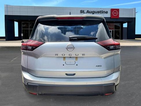 New 2025 Nissan Rogue S image 5