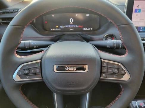 Used 2024 Jeep Compass Trailhawk w/ Trailhawk Elite Group image 28