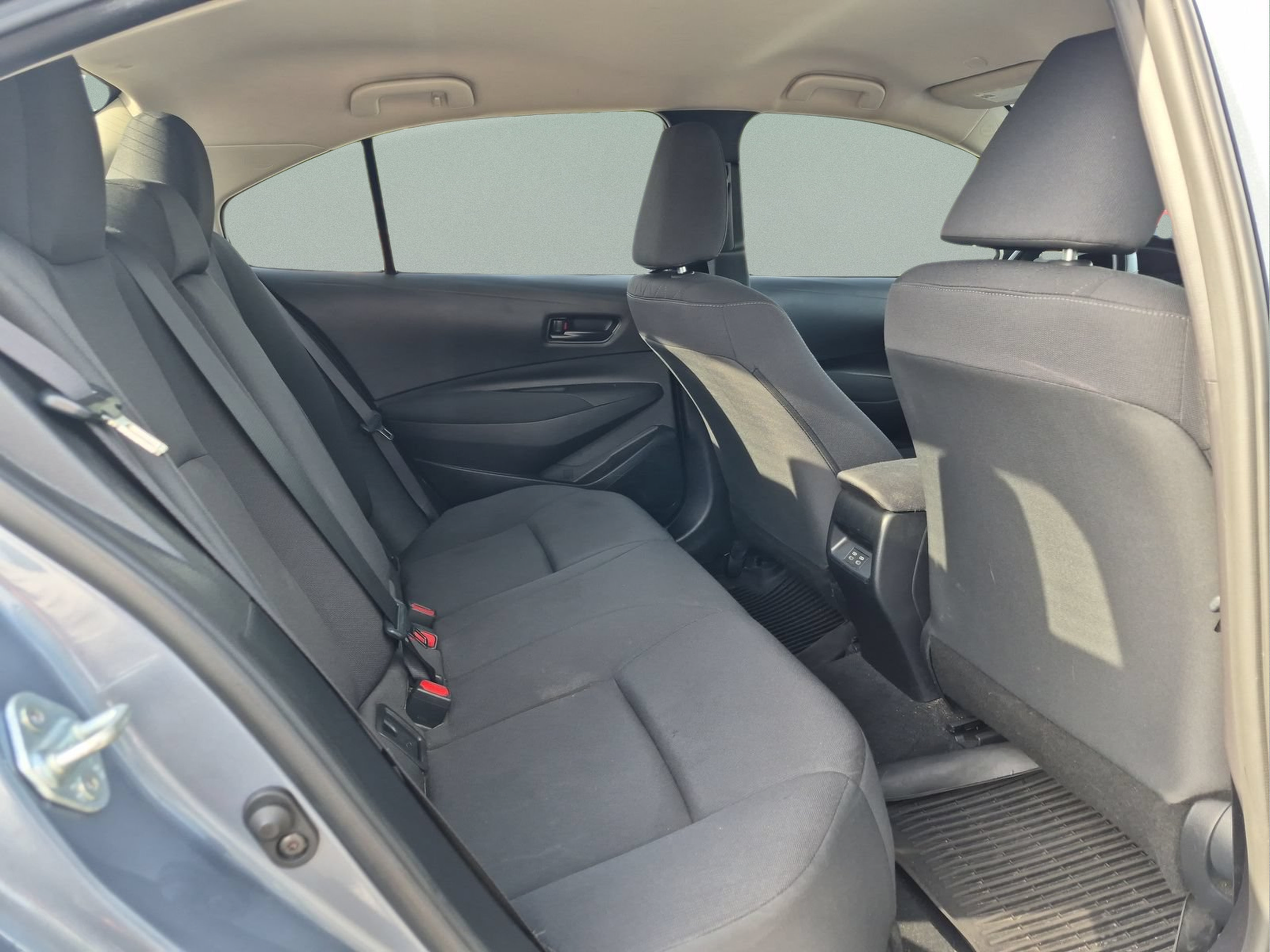 Used 2023 Toyota Corolla LE FWD image 18