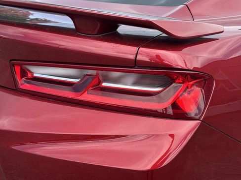 Used 2016 Chevrolet Camaro SS RWD image 10