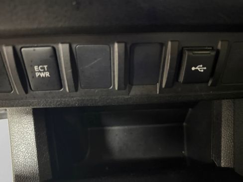 Used 2023 Toyota Tacoma SR AWD/4WD image 20