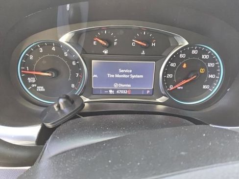 Used 2022 Chevrolet Traverse RS FWD image 5