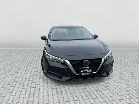 Certified 2023 Nissan Sentra SV FWD image 2