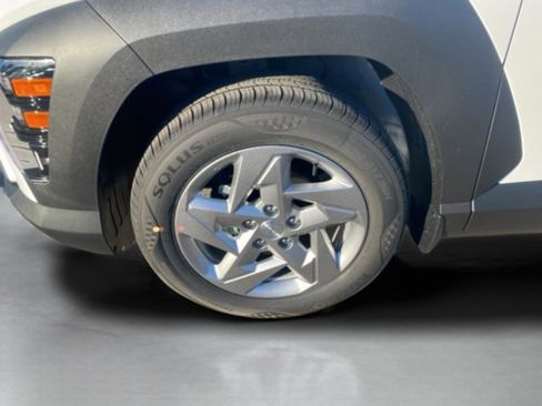 New 2026 Hyundai Kona SE FWD image 10