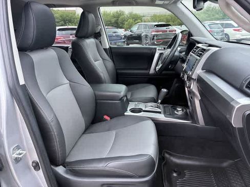 Used 2024 Toyota 4Runner SR5 Premium w/ Moonroof Package AWD/4WD image 24