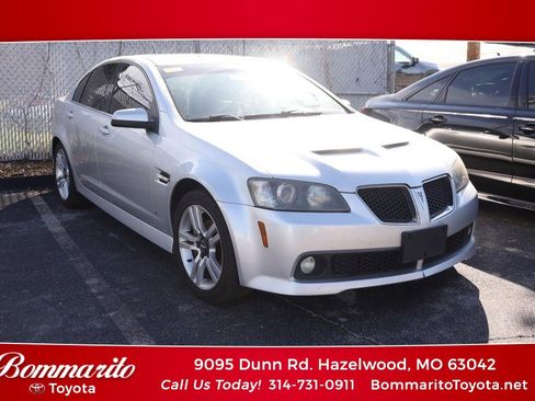 Used 2009 Pontiac G8 w/ Premium Package RWD image 1