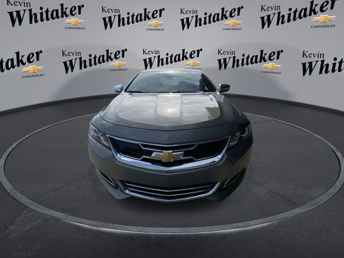 Used 2017 Chevrolet Impala Premier w/ Enhanced Convenience Package image 3
