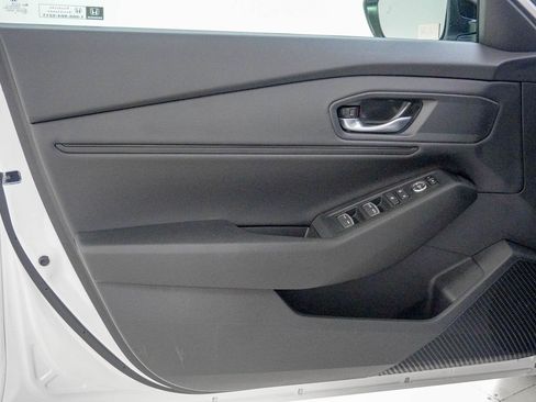 New 2025 Honda Accord SE image 15