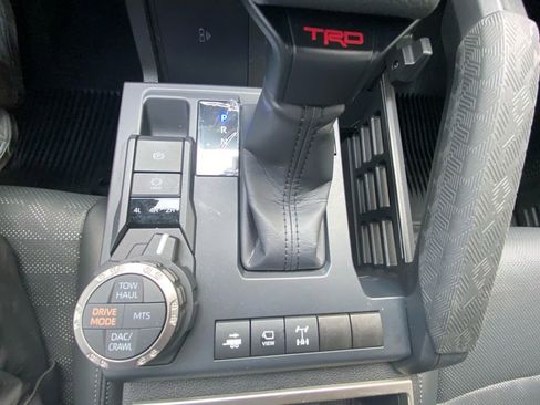 Used 2026 Toyota Tacoma TRD Off-Road w/ TRD Off Road Premium Package AWD/4WD image 23