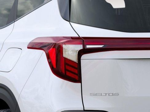 New 2026 Kia Seltos S AWD/4WD image 11