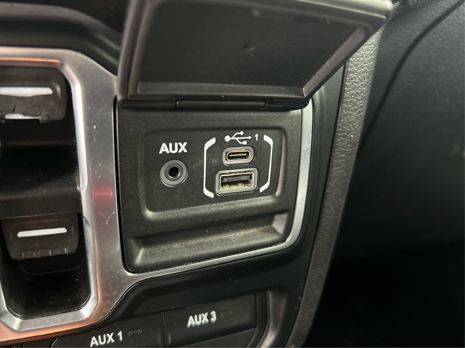 Used 2022 Jeep Wrangler Unlimited Sport AWD/4WD image 32